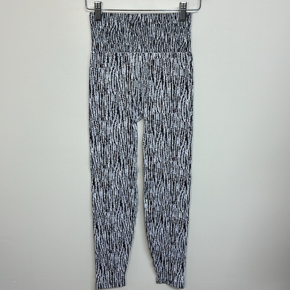 Athleta Flurry Elemental‎ Tight Legging Black White XS - Picture 6 of 8